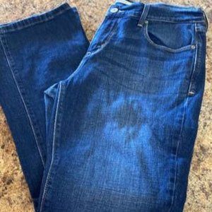 Levi 515 Boot Cut Jean - Size 6